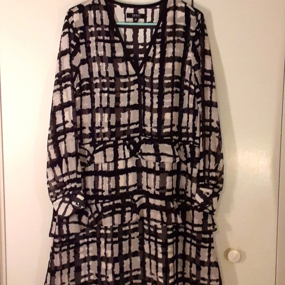 Isaac Mizrahi Dresses & Skirts - Isaac Mizrahi dress